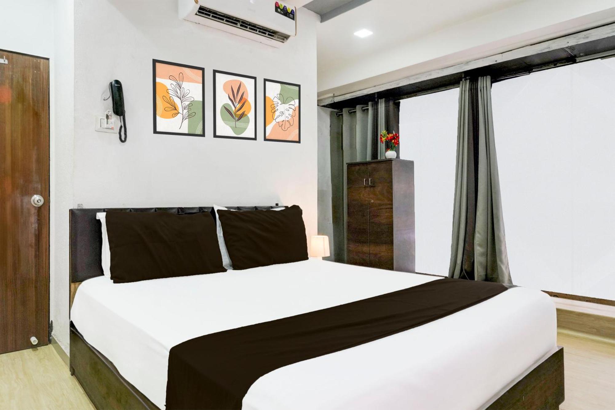 Super Hotel O Vip Road Formerly Hotel Lotus Σουράτ Εξωτερικό φωτογραφία