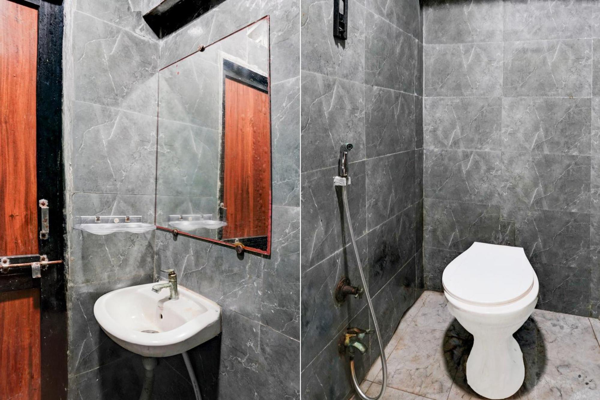 Super Hotel O Vip Road Formerly Hotel Lotus Σουράτ Εξωτερικό φωτογραφία